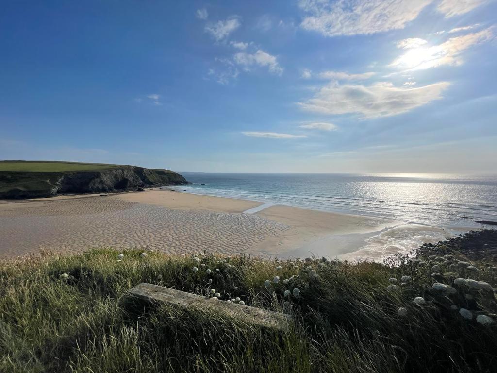 Baywatch Mawgan Porth Spacious Home Sleeps 9, Games Room, Parking & Garden Luaran gambar